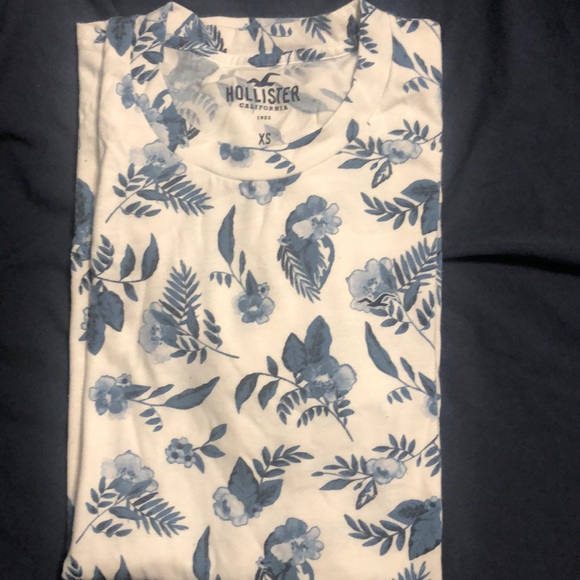 Hollister xs - Picture 3 of 3